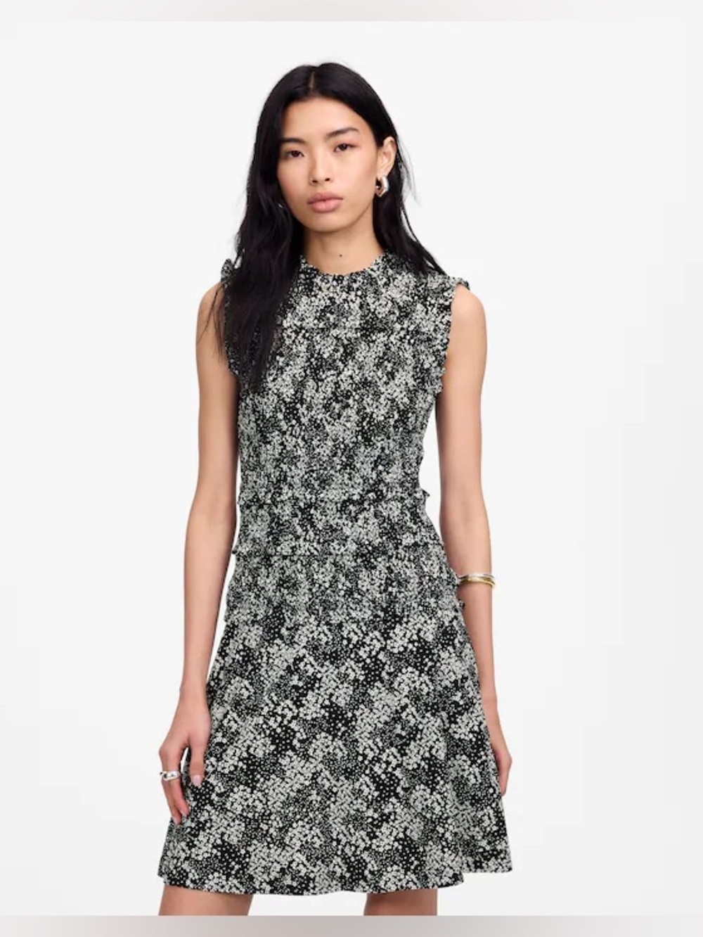 Madewell Smocked Crewneck Mini Dress in Floral - Picture 1 of 9